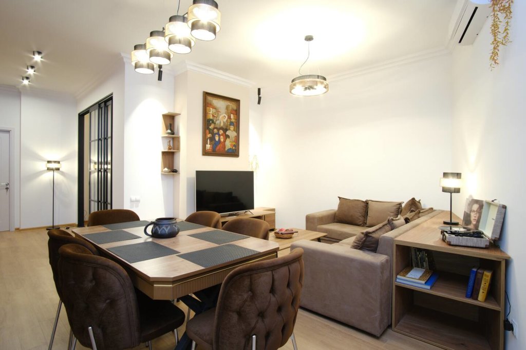 Тбилиси: BB Residence Sololaki