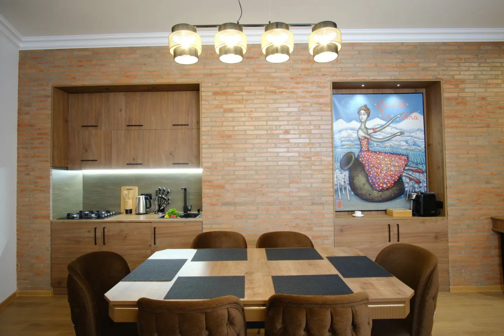 Тбилиси: BB Residence Sololaki