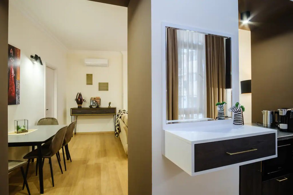 Тбилиси: BB Residence Sololaki