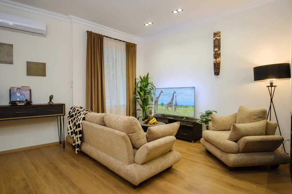 Тбилиси: BB Residence Sololaki
