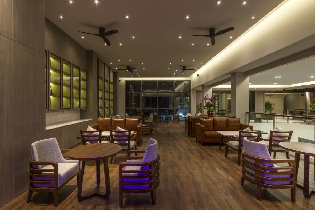 Муанг: Hotel Ikon Phuket