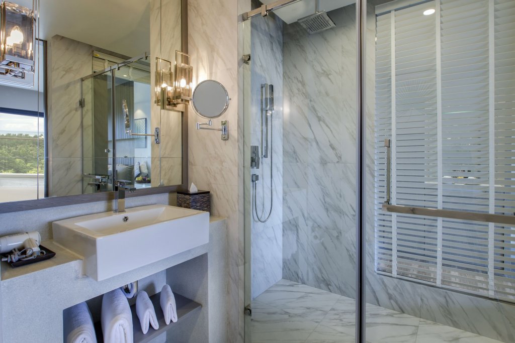 Муанг: Hotel Ikon Phuket
