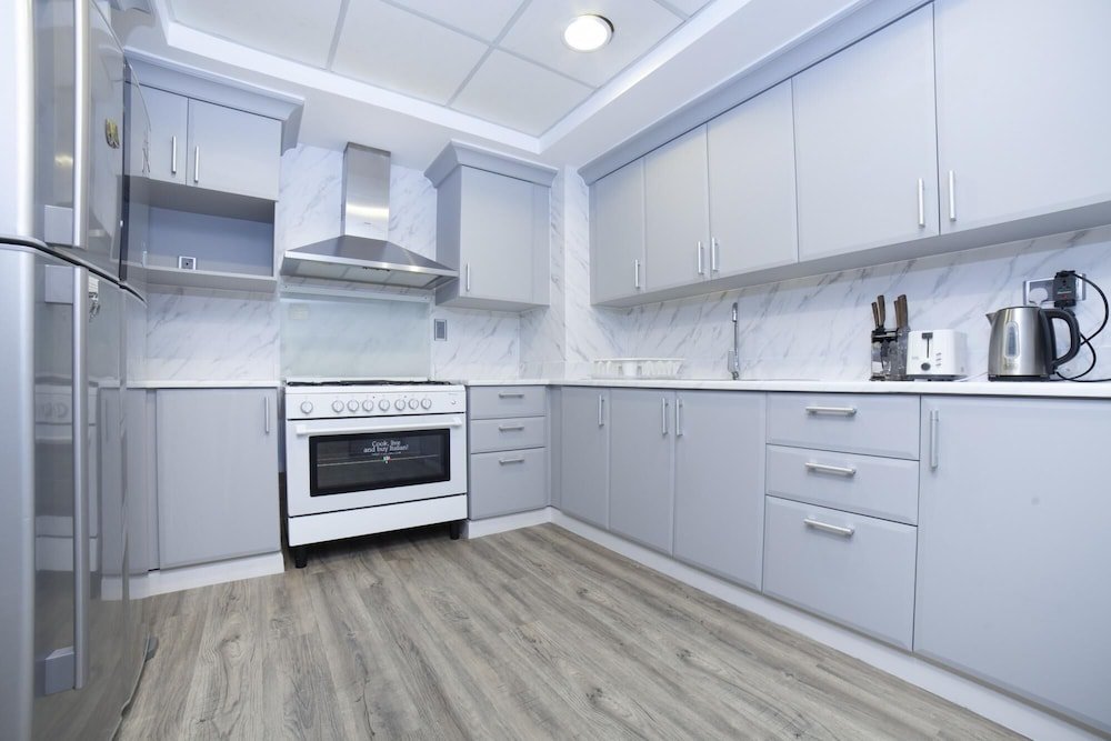 Дубай: 2BR on Palm Jumeirah With Beach and Complimentary Golf