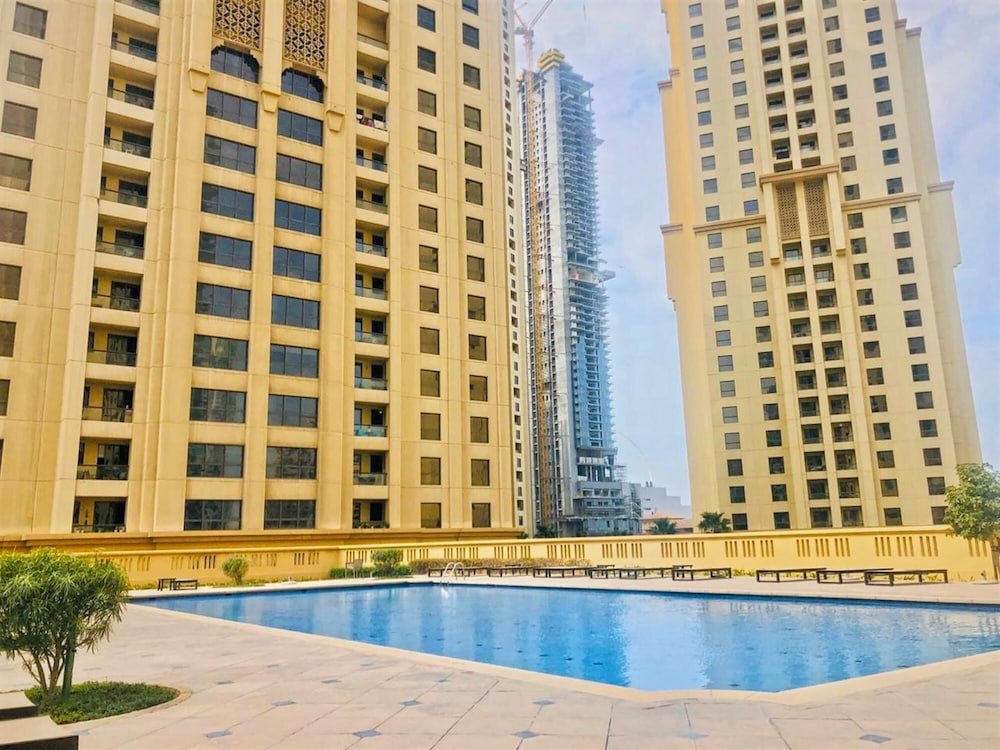 Дубай: Stunning Marina Seaview Apartment 4 BR JBR