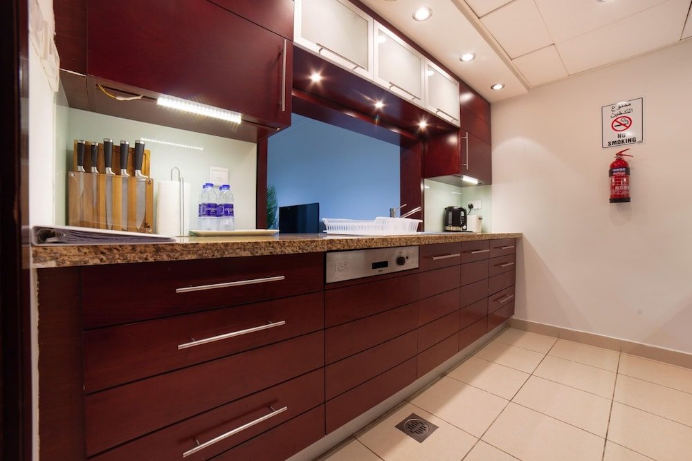 Дубай: Upgraded Apartment w Stunning Burj Khalifa View
