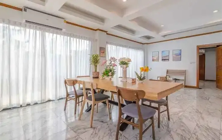 J2. Urban Supper Deluxe Villa 600m from beach — фото 3