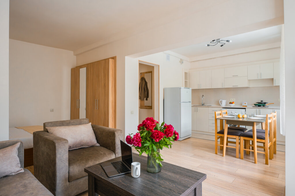 Ереван: Апартаменты 1BR Downtown Oasis Private Balcony by Keygo 82