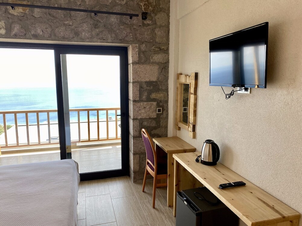 Бехрамкале: Assos Karadut Taş Otel