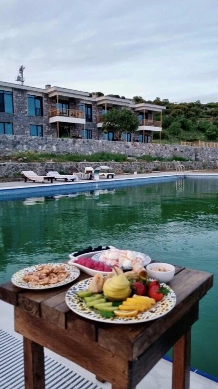 Бехрамкале: Assos Karadut Taş Otel