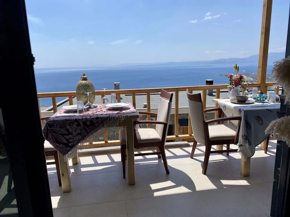 Бехрамкале: Assos Karadut Taş Otel