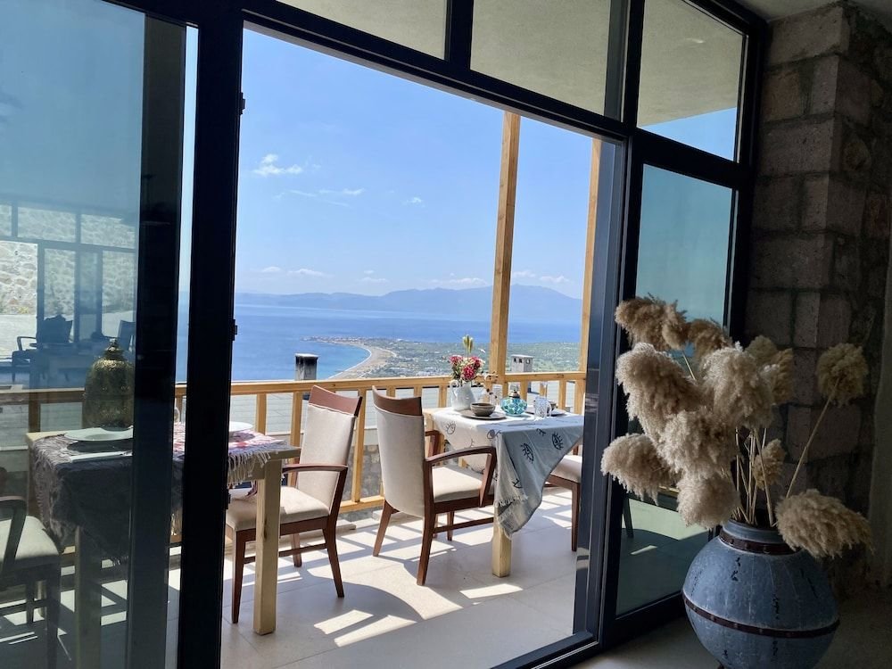 Бехрамкале: Assos Karadut Taş Otel