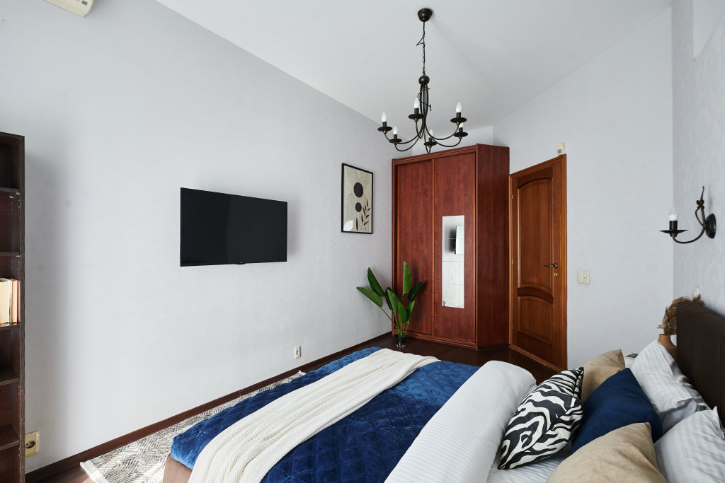 Москва: Квартира GM Apartments Модная Трехкомнатная на Патриарших