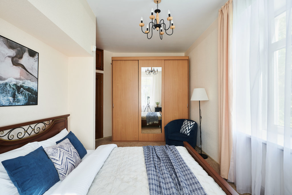 Москва: Квартира GM Apartments Модная Трехкомнатная на Патриарших