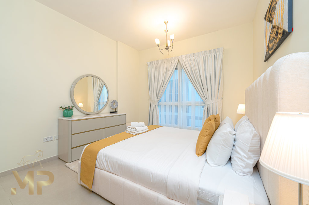Дубай: Апартаменты Marco Polo - Modern Luxury Apt in JVC: 1BR Gem with City Views