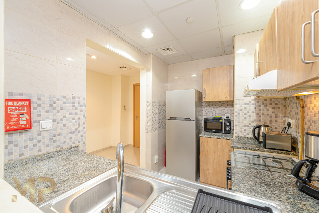 Дубай: Апартаменты Marco Polo - Modern Luxury Apt in JVC: 1BR Gem with City Views
