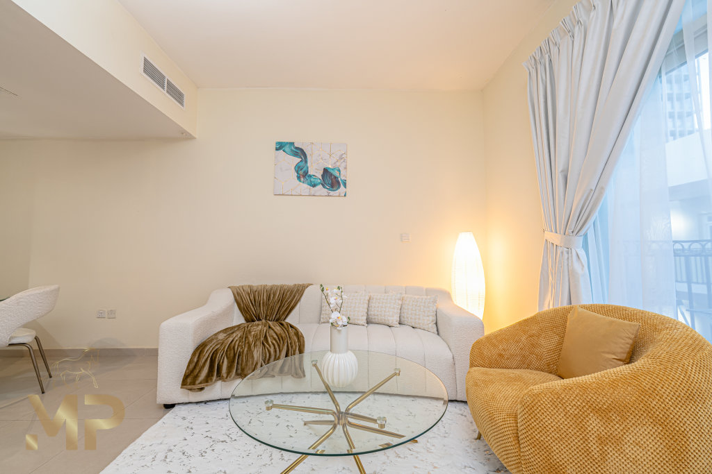 Дубай: Апартаменты Marco Polo - Modern Luxury Apt in JVC: 1BR Gem with City Views