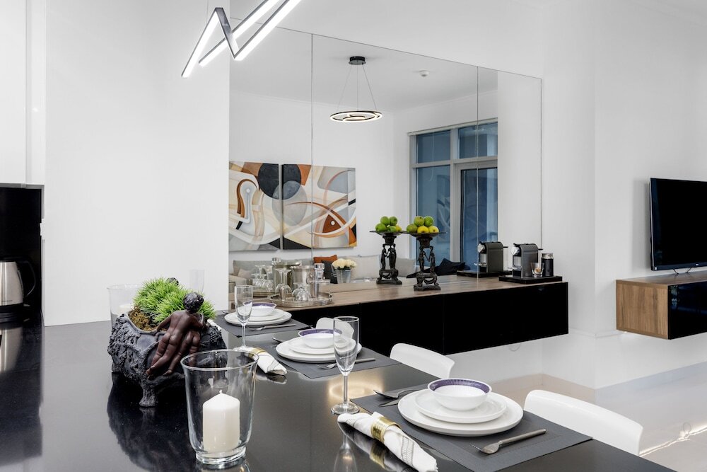 Дубай: Maison Privee - Elegant Urban Retreat in the Heart of Dubai Marina