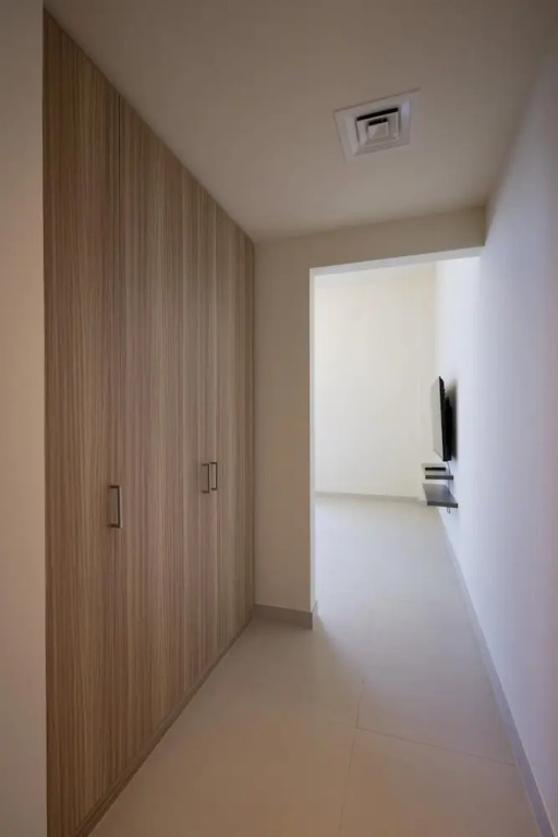 Дубай: Fabulous 4br Villa With Balcony, Dubai
