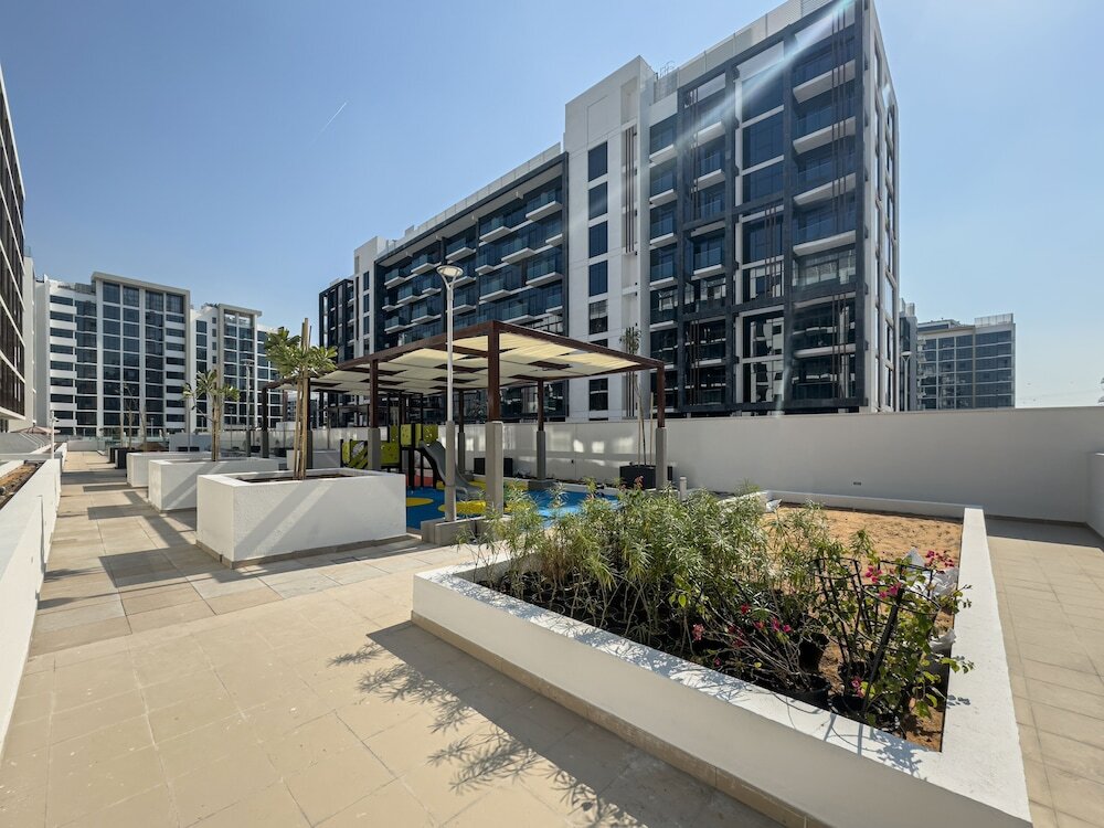 Дубай: Luxury StayCation - Azizi Riviera 17