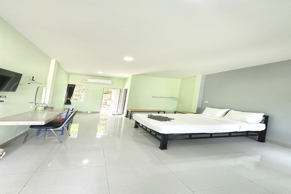 Сакон Накхон: OYO 75467 Baan Siripornchai 2