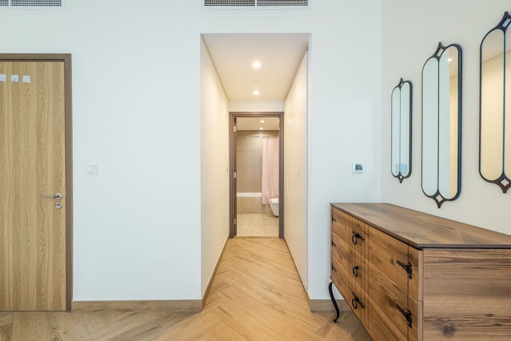 Дубай: SuperHost - Chic Modern 1BR Apt Retreat with City View