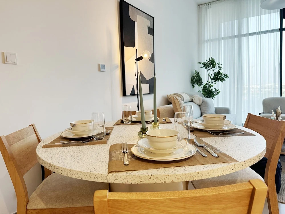 Дубай: Serene 1BR Prive Residences Dubai Hills by 360 Vacation