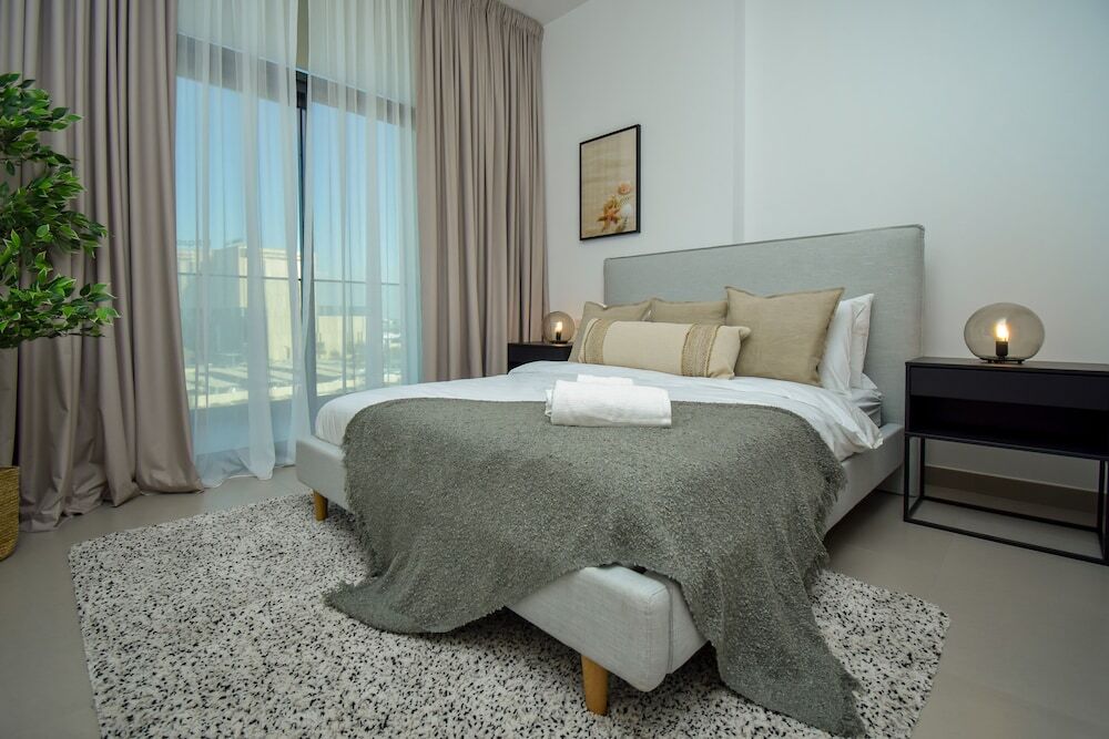 Дубай: Serene 1BR Prive Residences Dubai Hills by 360 Vacation