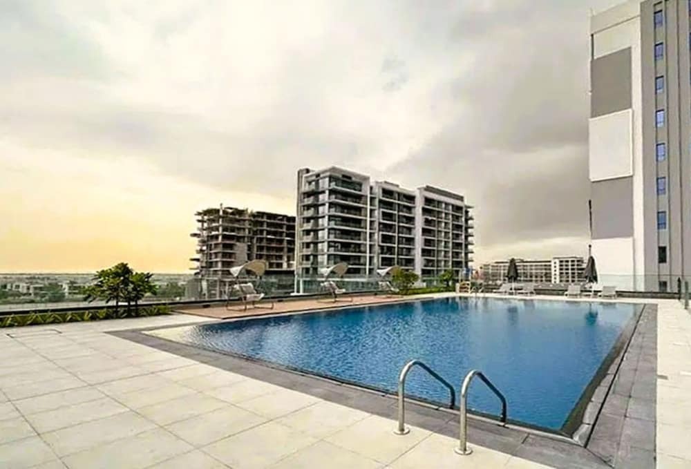 Дубай: Serene 1BR Prive Residences Dubai Hills by 360 Vacation