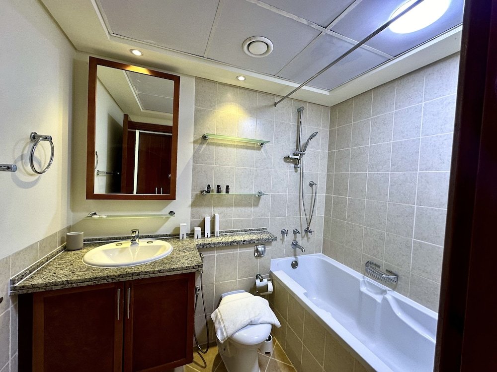 Дубай: Lux BnB I Una Tower I Lakes View