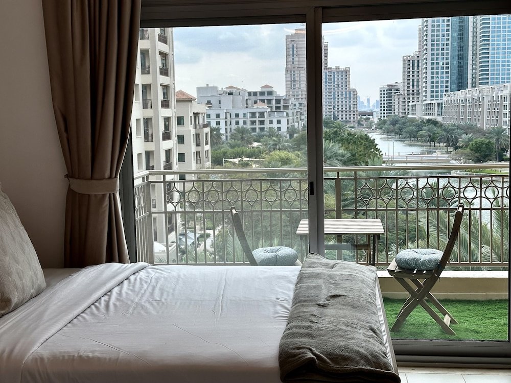 Lux BnB I Una Tower I Lakes View — фото 2