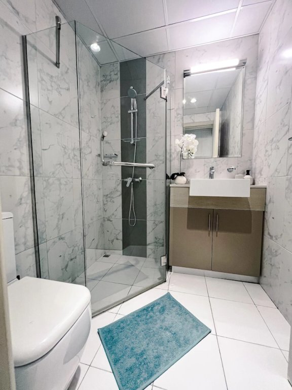 Дубай: Green community 1BR 15 min to sea