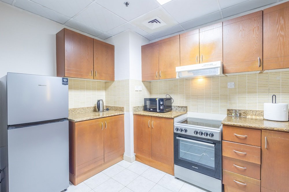 Дубай: SuperHost - Tranquil Oasis in the Heart of Dubai Lakepoint N2