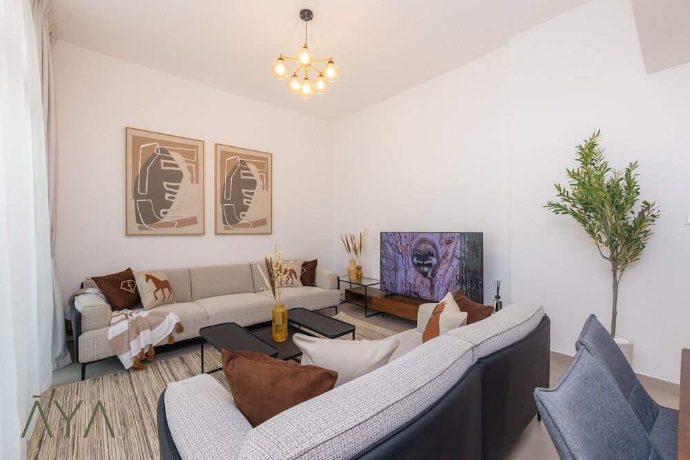 Дубай: Aya - Beverly Hills 2BR Apartment With Balcony