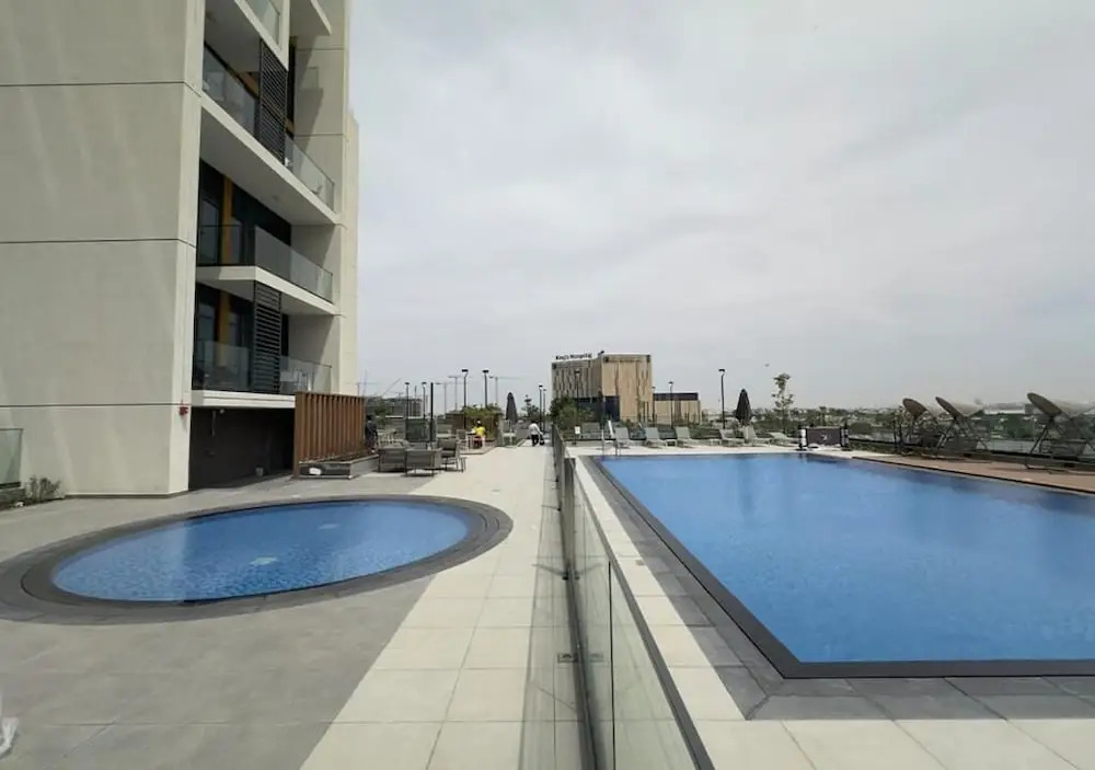 Дубай: Aya - Beverly Hills 2BR Apartment With Balcony