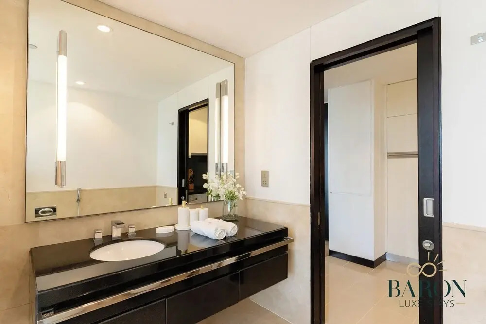Дубай: Stunning Studio JW Marriott Marina