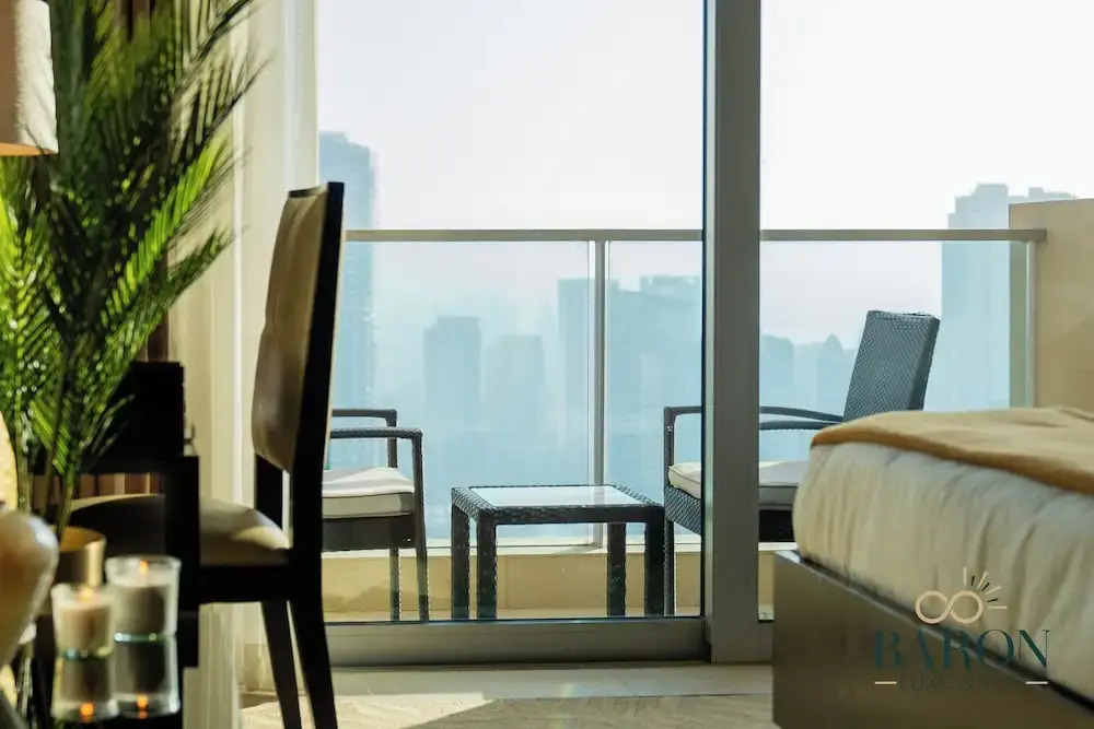 Дубай: Stunning Studio JW Marriott Marina