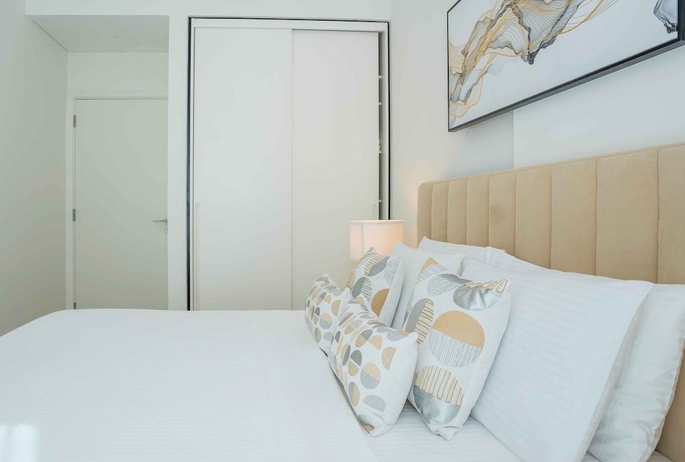 Дубай: Luxury Brand New 2BR Apt at Dubai Hills