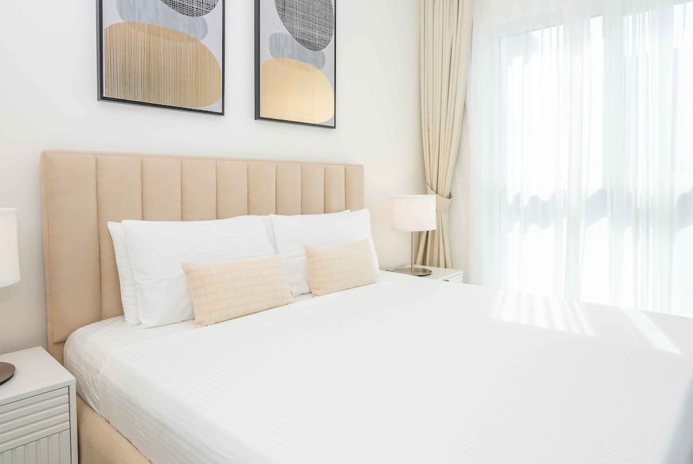 Дубай: Luxury Brand New 2BR Apt at Dubai Hills