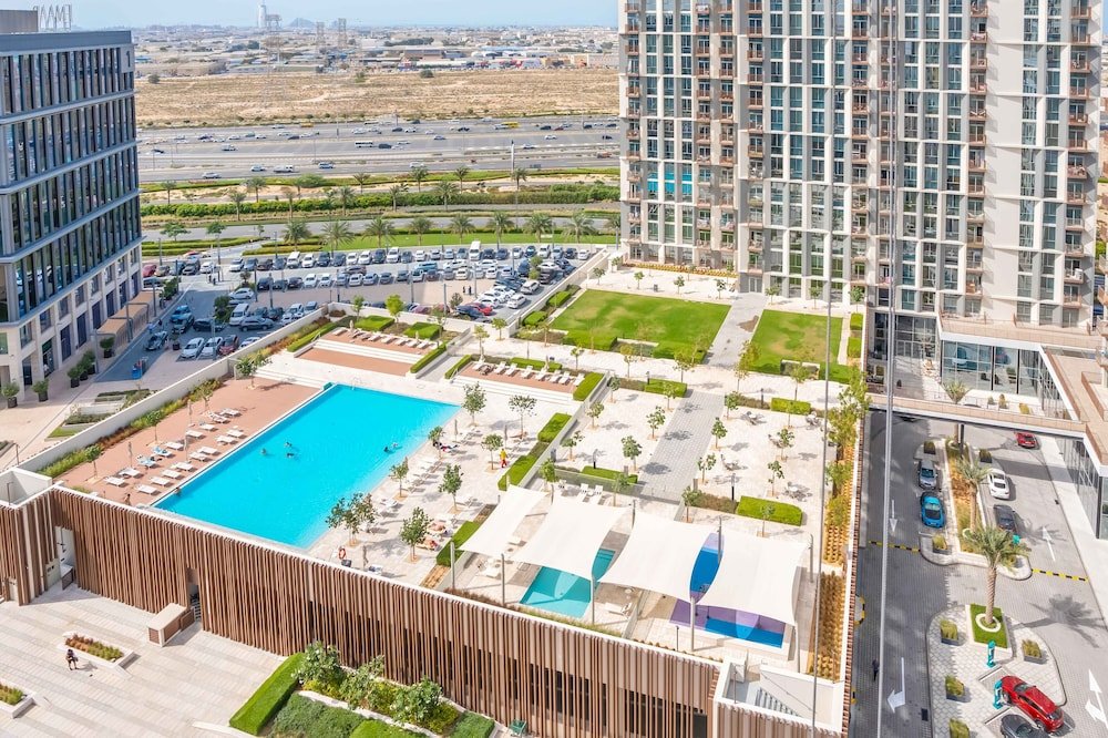 Дубай: Luxury Brand New 2BR Apt at Dubai Hills