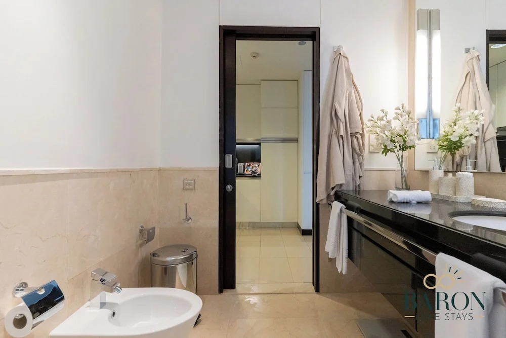 Дубай: Luxe High Floor In Address Marina.36