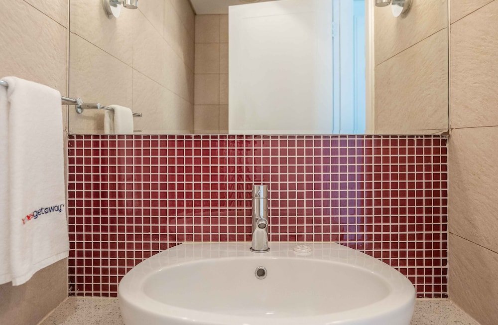 Дубай: Spacious 2BR Marina Residence 4