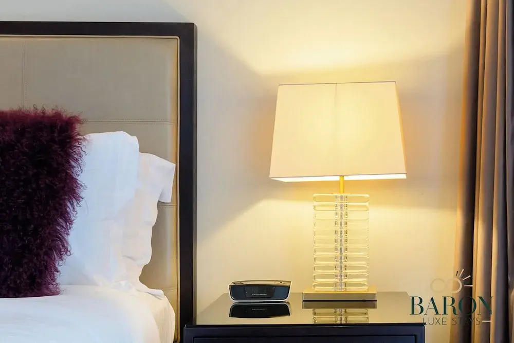 Дубай: Address Dubai Marina  Luxe Studio 31