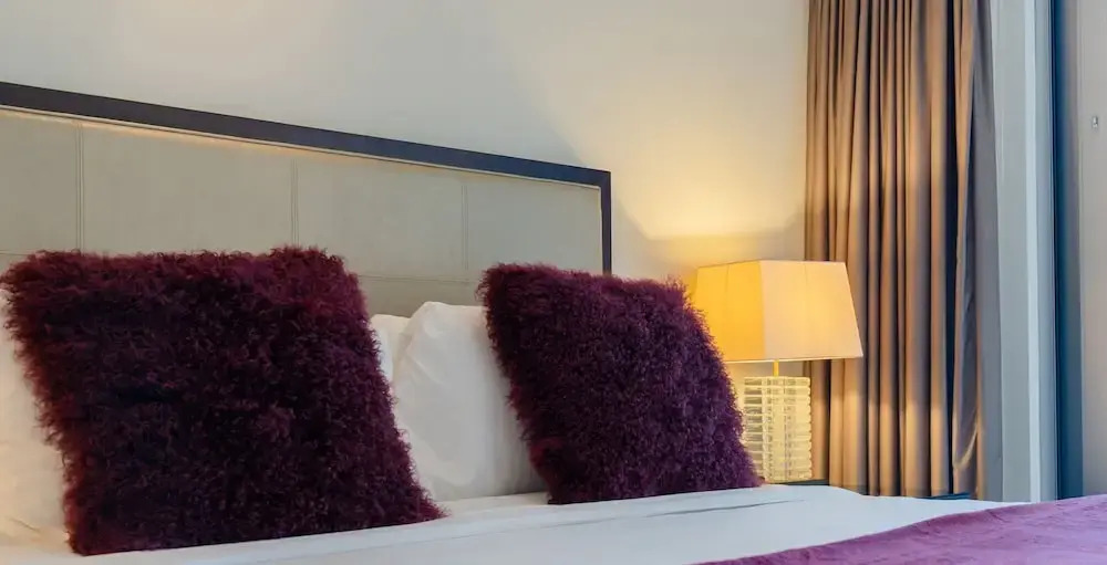 Дубай: Address Dubai Marina  Luxe Studio 31