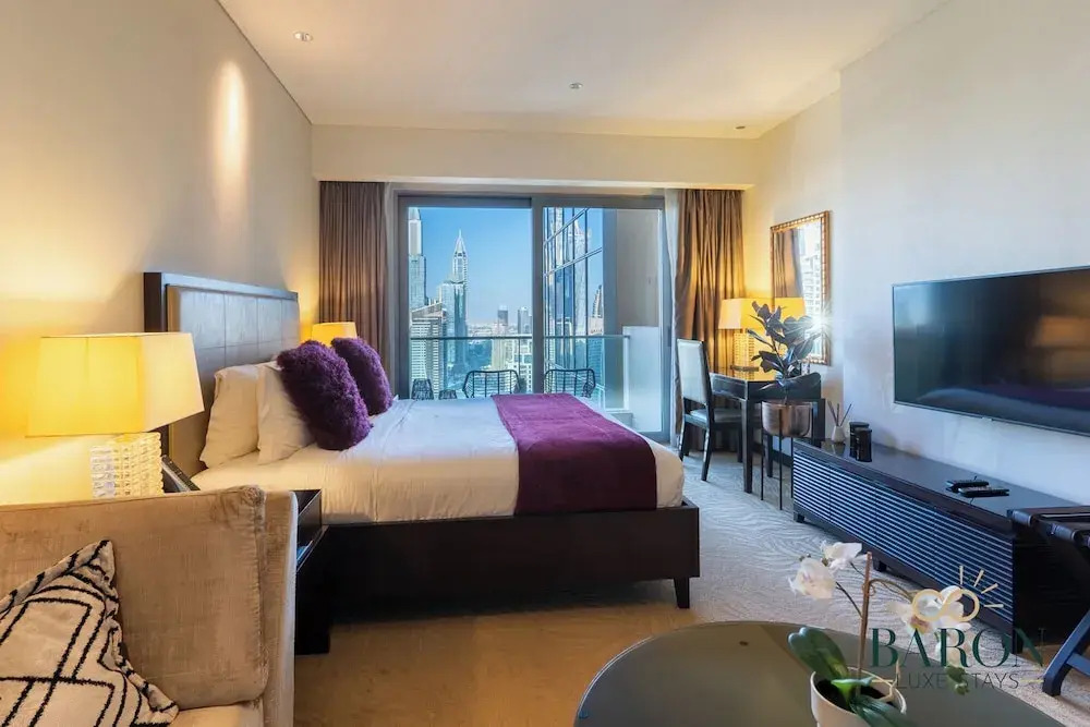 Дубай: Address Dubai Marina  Luxe Studio 31