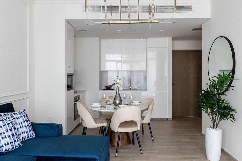 Дубай: Stylish 1BR at Palace Residences