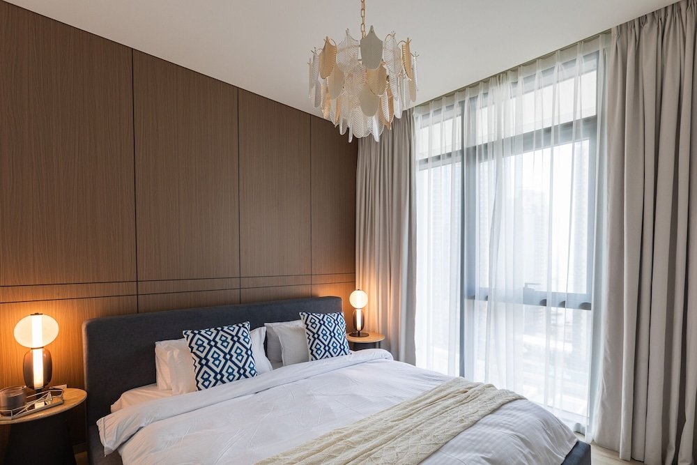Дубай: Stylish 1BR at Palace Residences