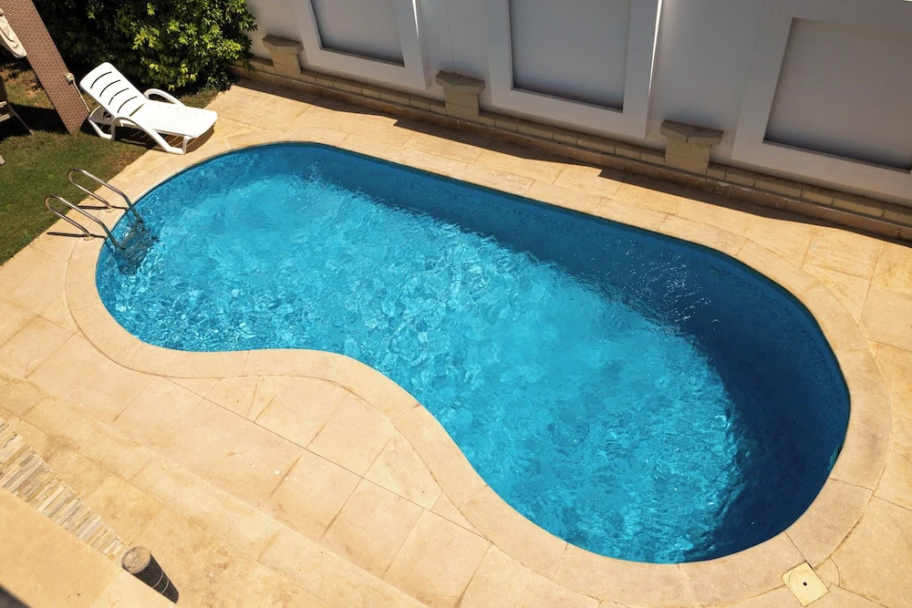 Шейх Заед Сити: Villa With Private Pool In Beverly Hills