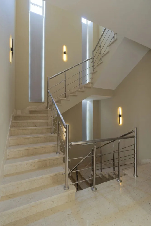 Шейх Заед Сити: Villa With Private Pool In Beverly Hills