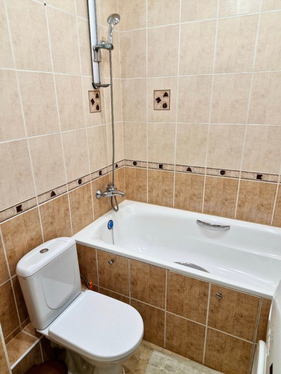 Новочеркасск: Квартира KEY2HOME на Крылова