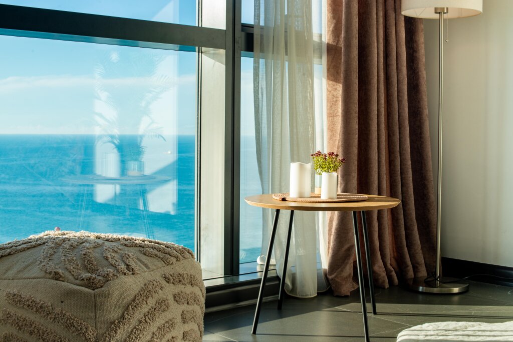 Апартаменты Ocean Breeze Retreat - honeymoon sea view resort — фото 5